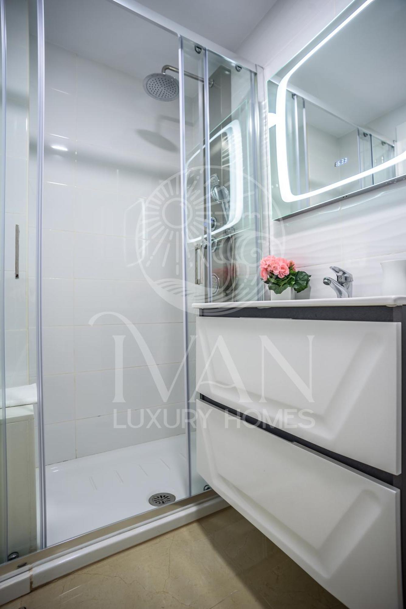 Casa Big Ivan Luxury Homes 1ªpta Norte 1ªlinea 奥罗佩萨德尔马 外观 照片