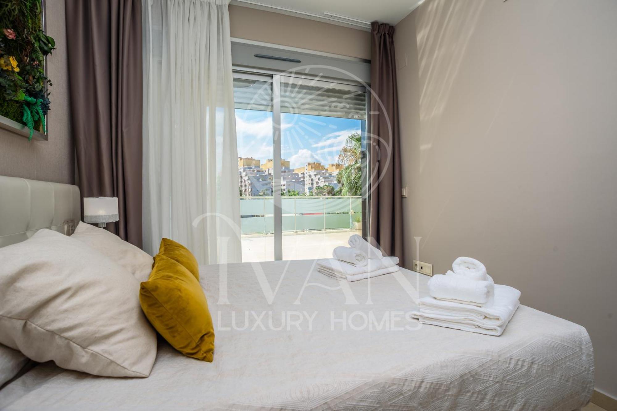 Casa Big Ivan Luxury Homes 1ªpta Norte 1ªlinea 奥罗佩萨德尔马 外观 照片